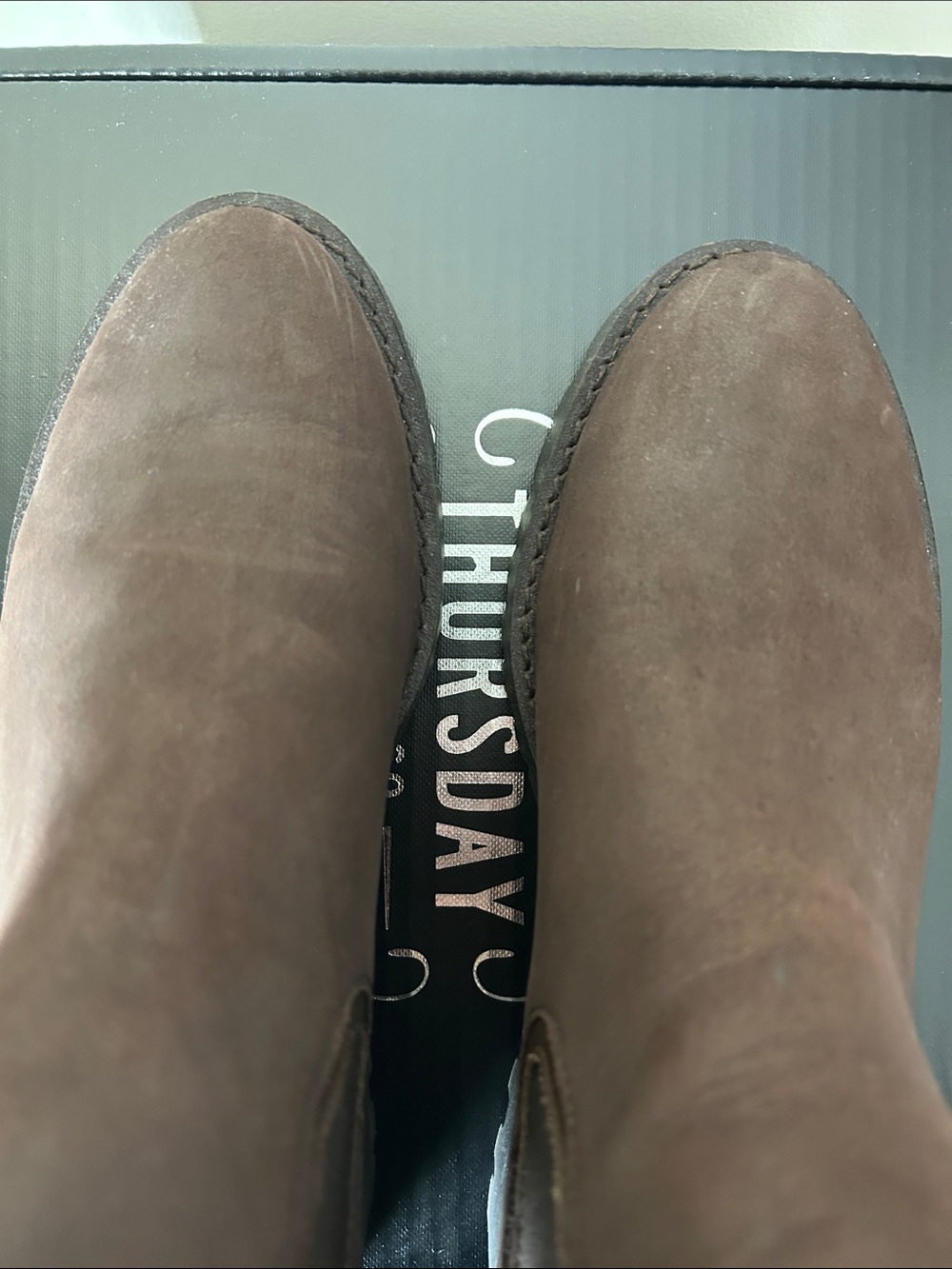 Thursday Boot Co. Truffle Legend Chelsea Boot with Lug Sole Size 8 - Picture 6 of 7